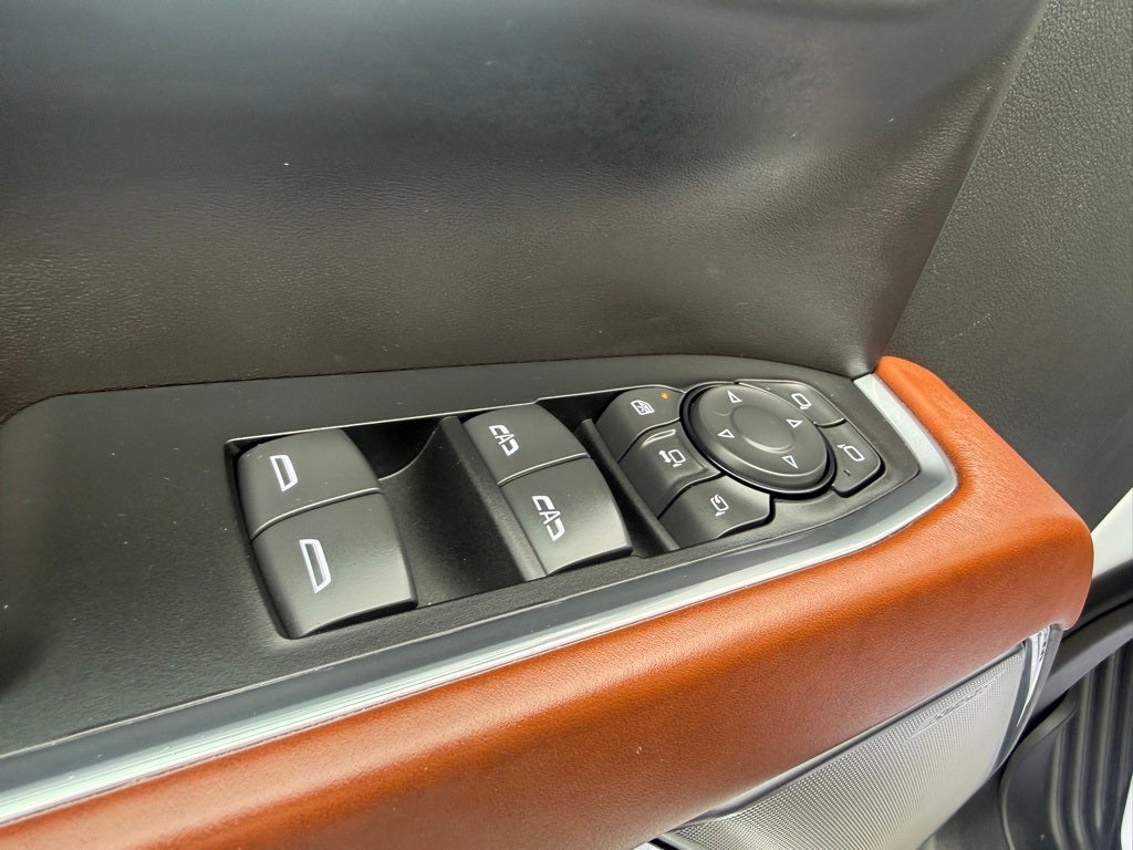 2024 GMC Sierra 2500HD Denali Ultimate CARBRAVO!