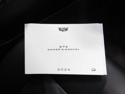 2024 Cadillac XT4 FWD Premium Luxury