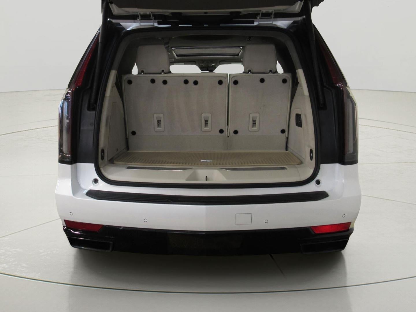 2023 Cadillac Escalade 4WD Sport Platinum