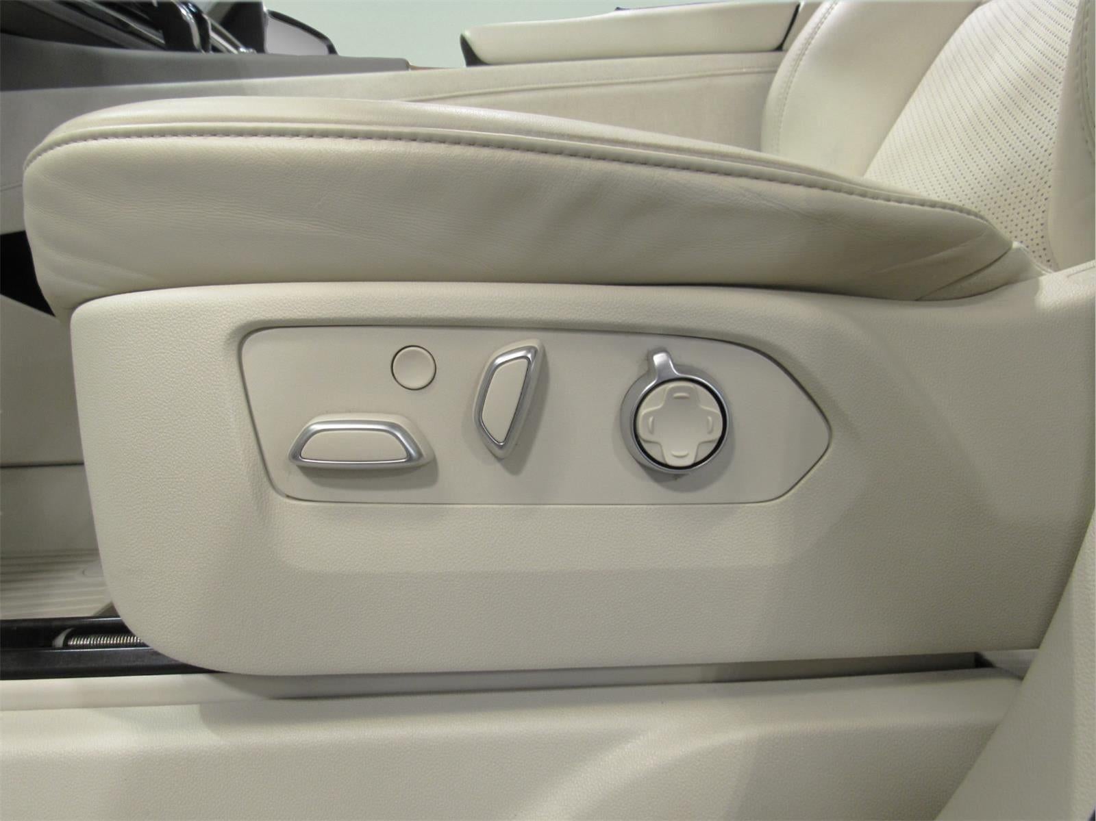 2023 Cadillac Escalade 4WD Sport Platinum