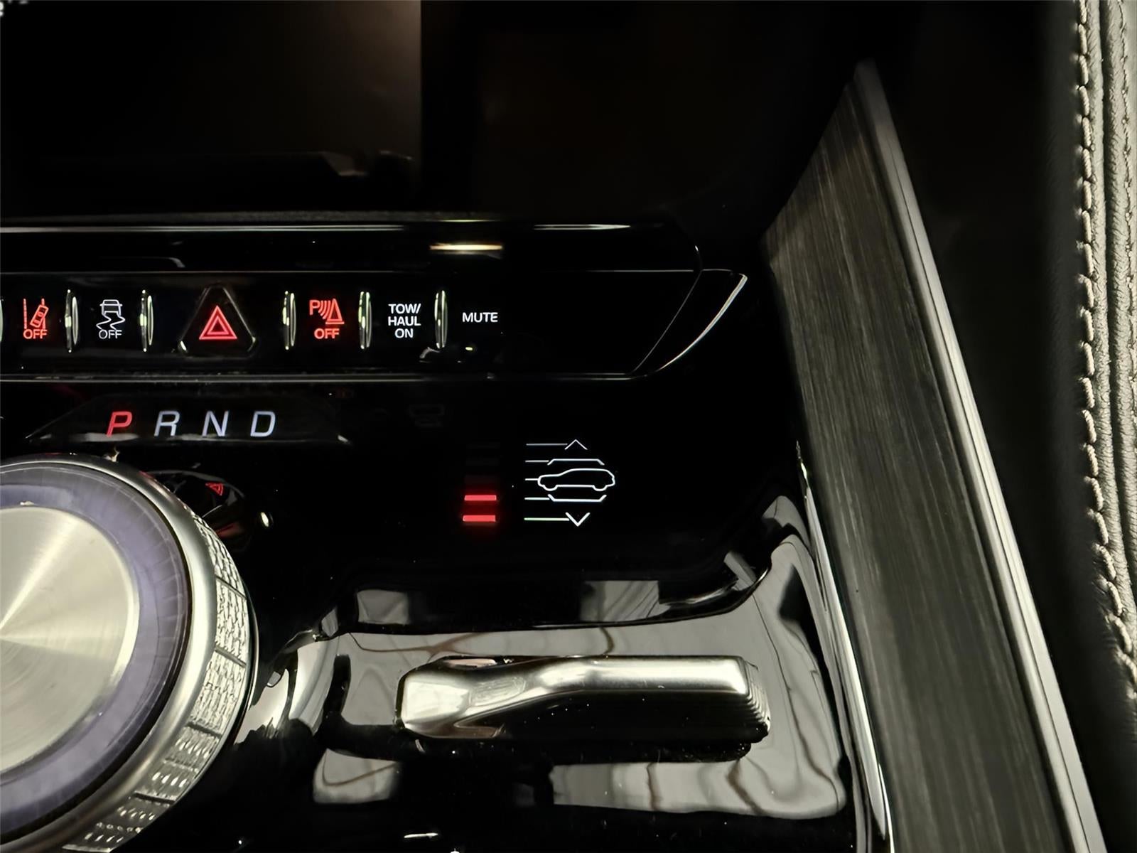 2023 Jeep Wagoneer L Series III