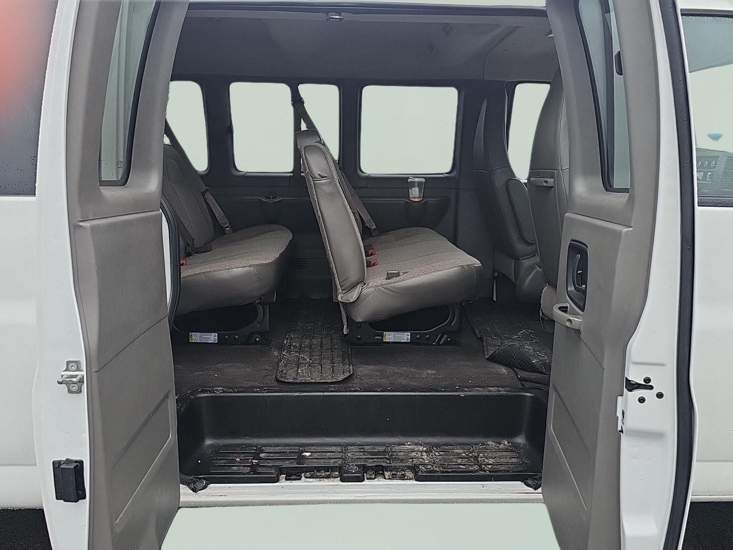 2025 Chevrolet Express Passenger LT