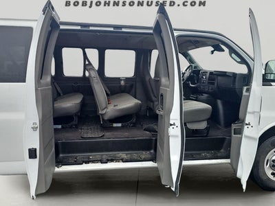 2025 Chevrolet Express Passenger LT
