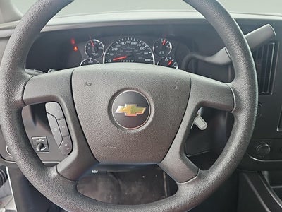 2025 Chevrolet Express Passenger LT