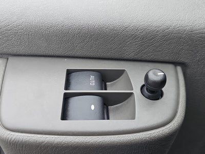 2025 Chevrolet Express Passenger LT