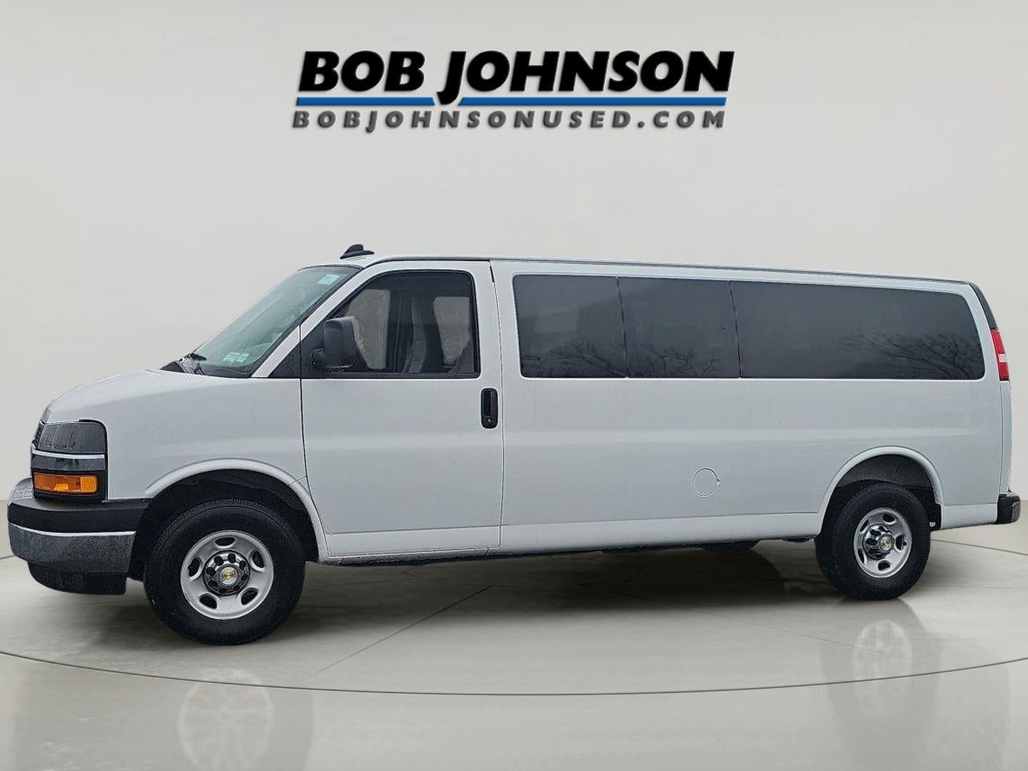 2025 Chevrolet Express Passenger LT