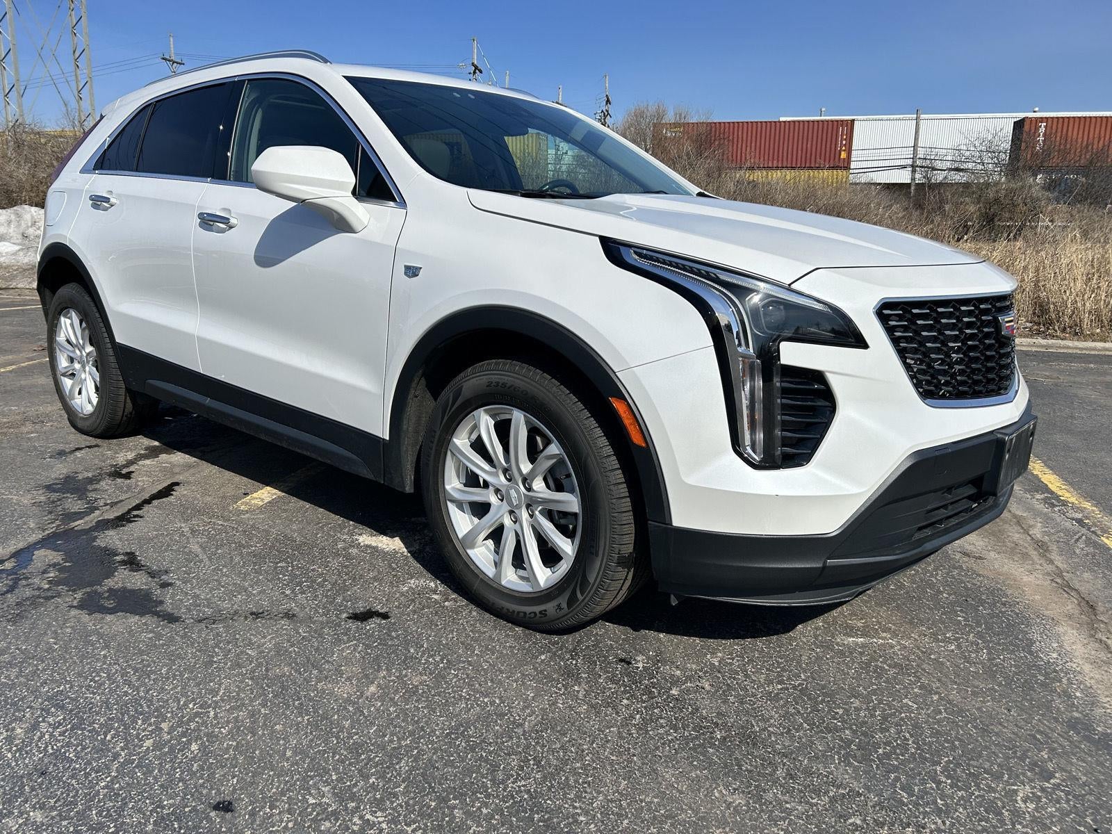 2022 Cadillac XT4 AWD Luxury