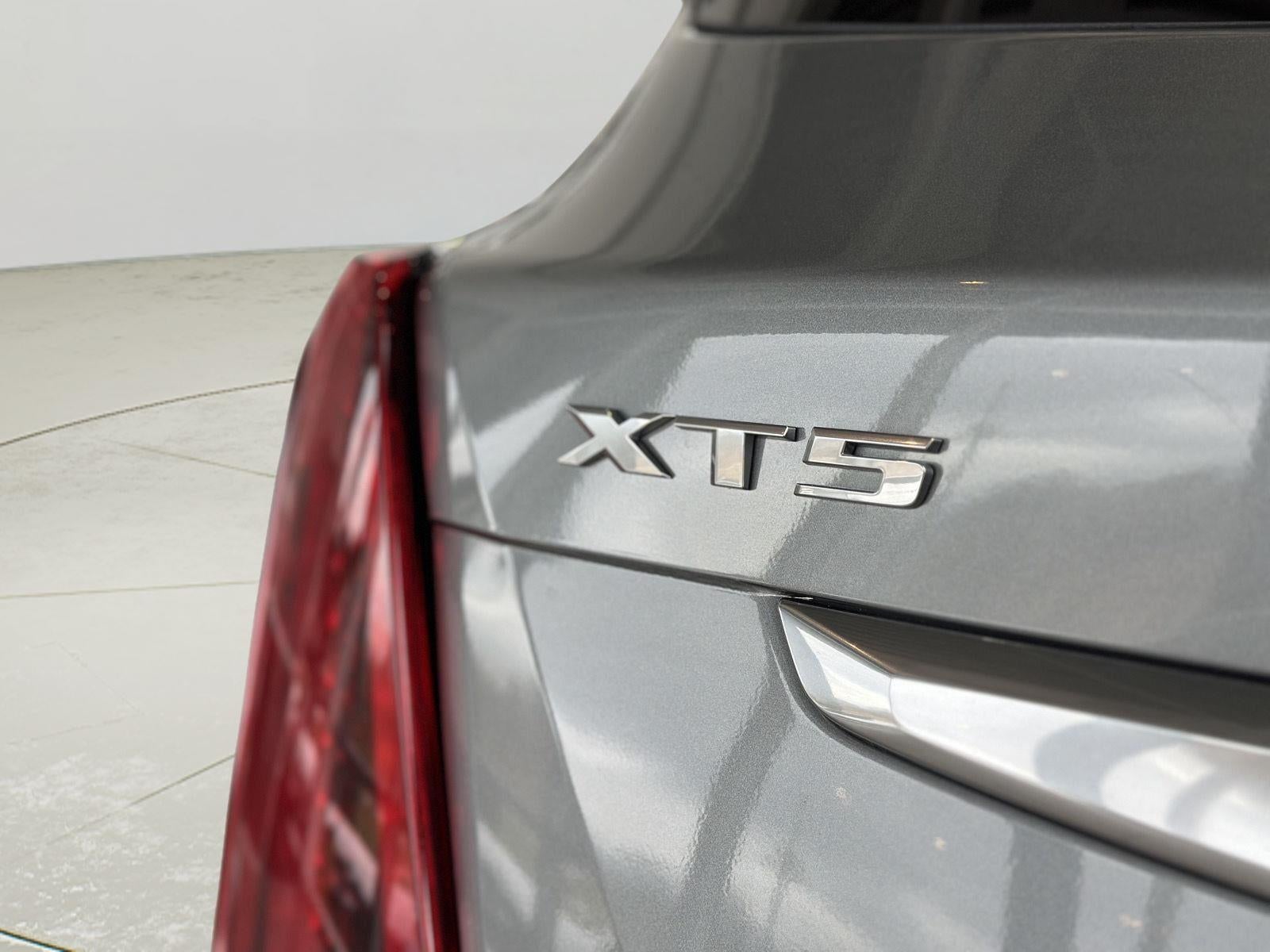 2023 Cadillac XT5 AWD Luxury