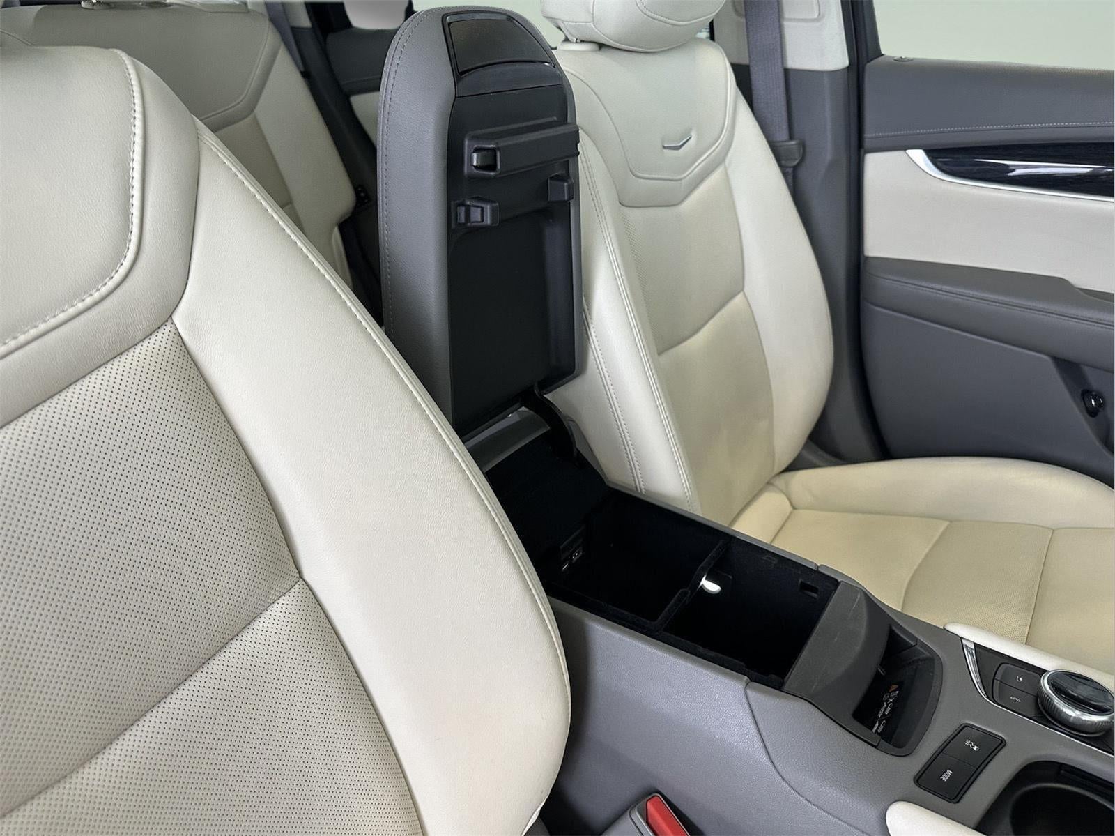 2023 Cadillac XT6 AWD Premium Luxury