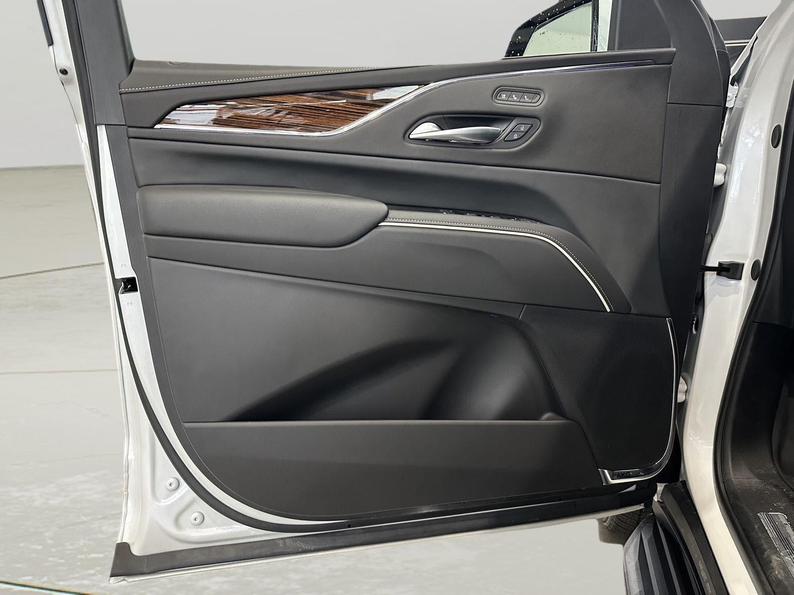 2024 Cadillac Escalade 4WD Premium Luxury