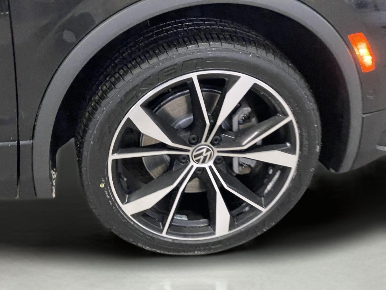 2023 Volkswagen Tiguan SEL R-Line