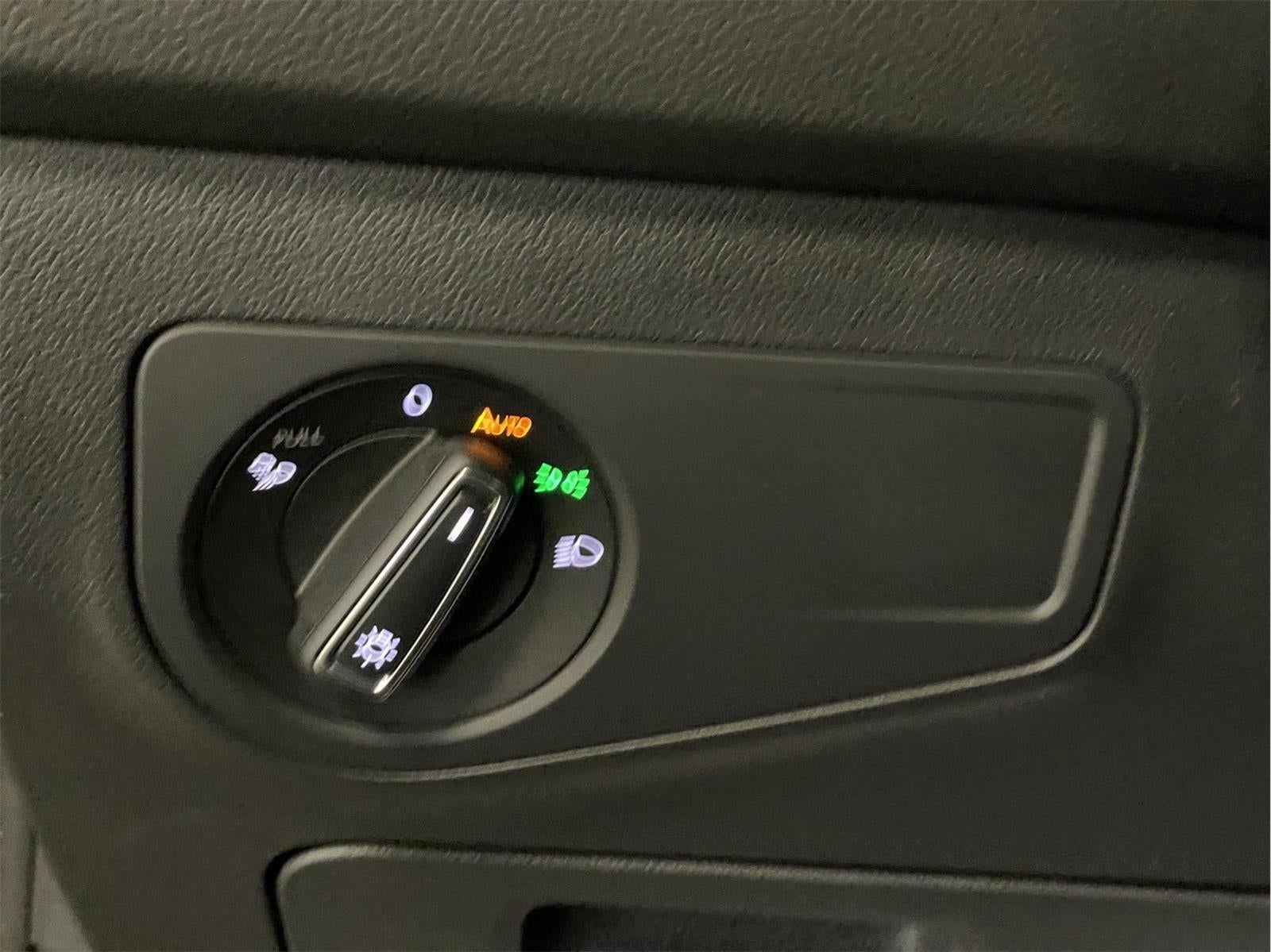 2023 Volkswagen Tiguan SEL R-Line