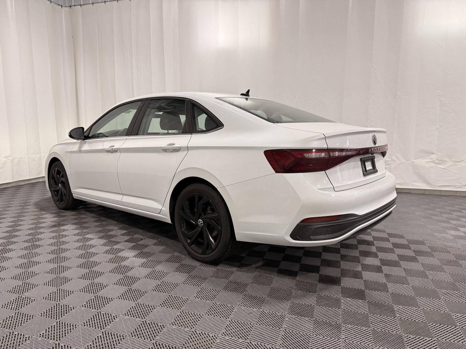 2025 Volkswagen Jetta SE