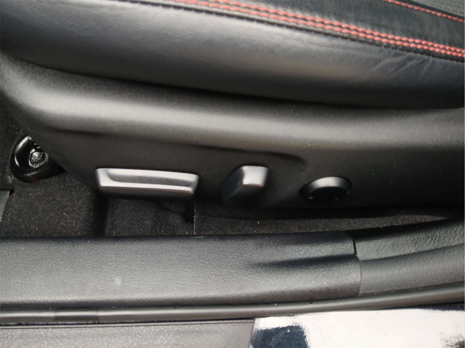 2017 Toyota CAMRY SE SEDAN