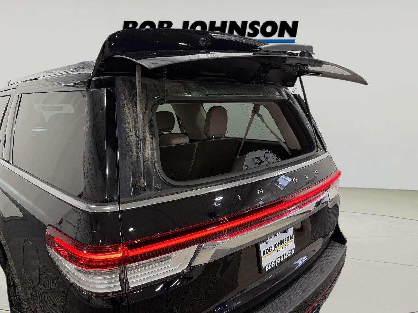 2023 Lincoln Navigator L Reserve