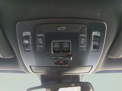 2025 Toyota Sienna Woodland Edition