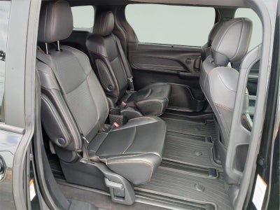 2022 Toyota Sienna XSE 7-Passenger
