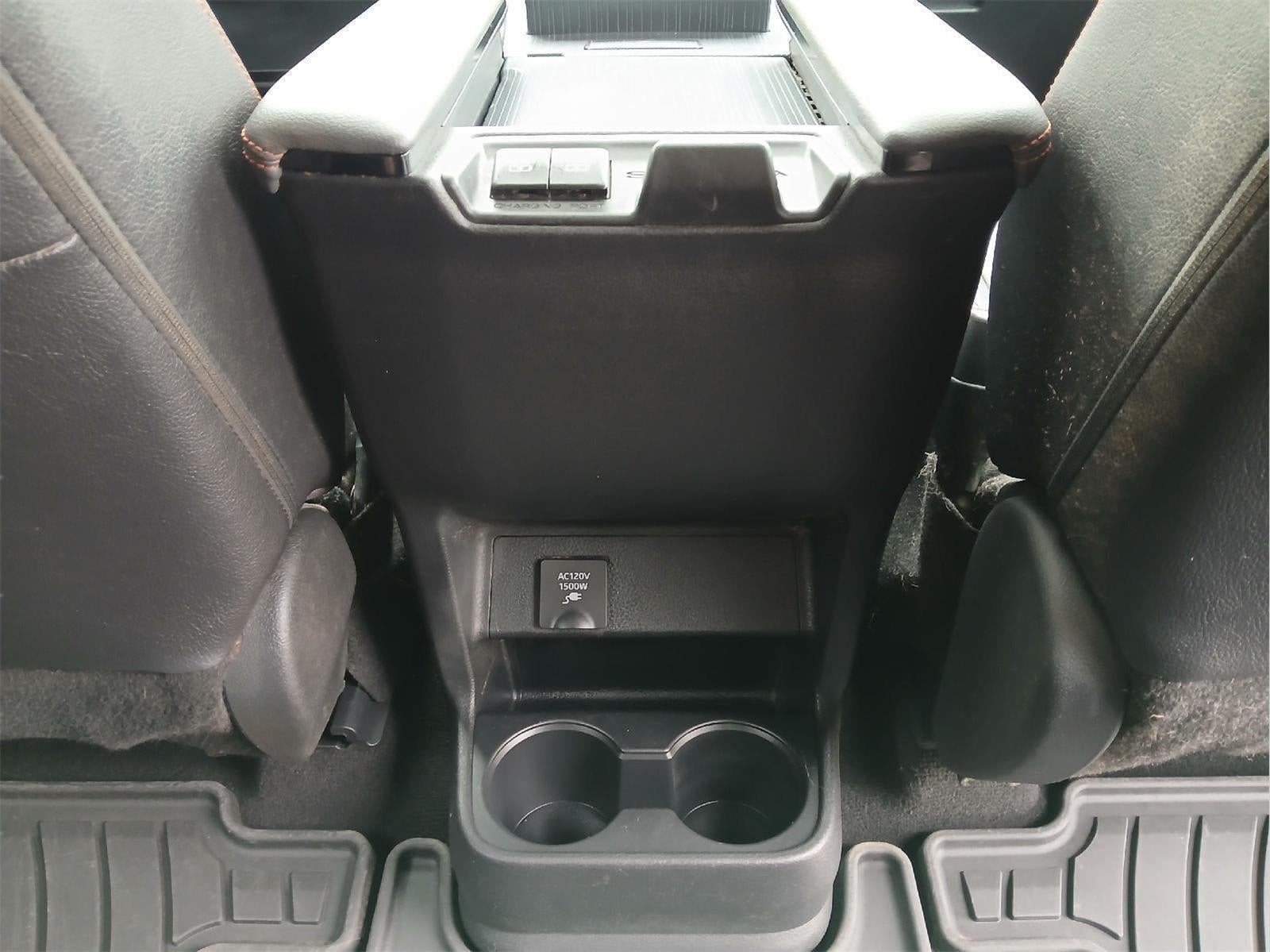 2022 Toyota Sienna XSE 7-Passenger