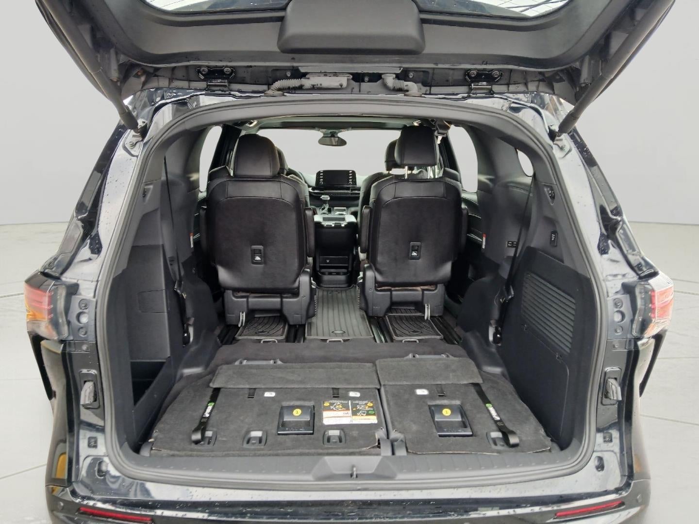 2022 Toyota Sienna XSE 7-Passenger