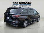 2022 Toyota Sienna XSE 7-Passenger