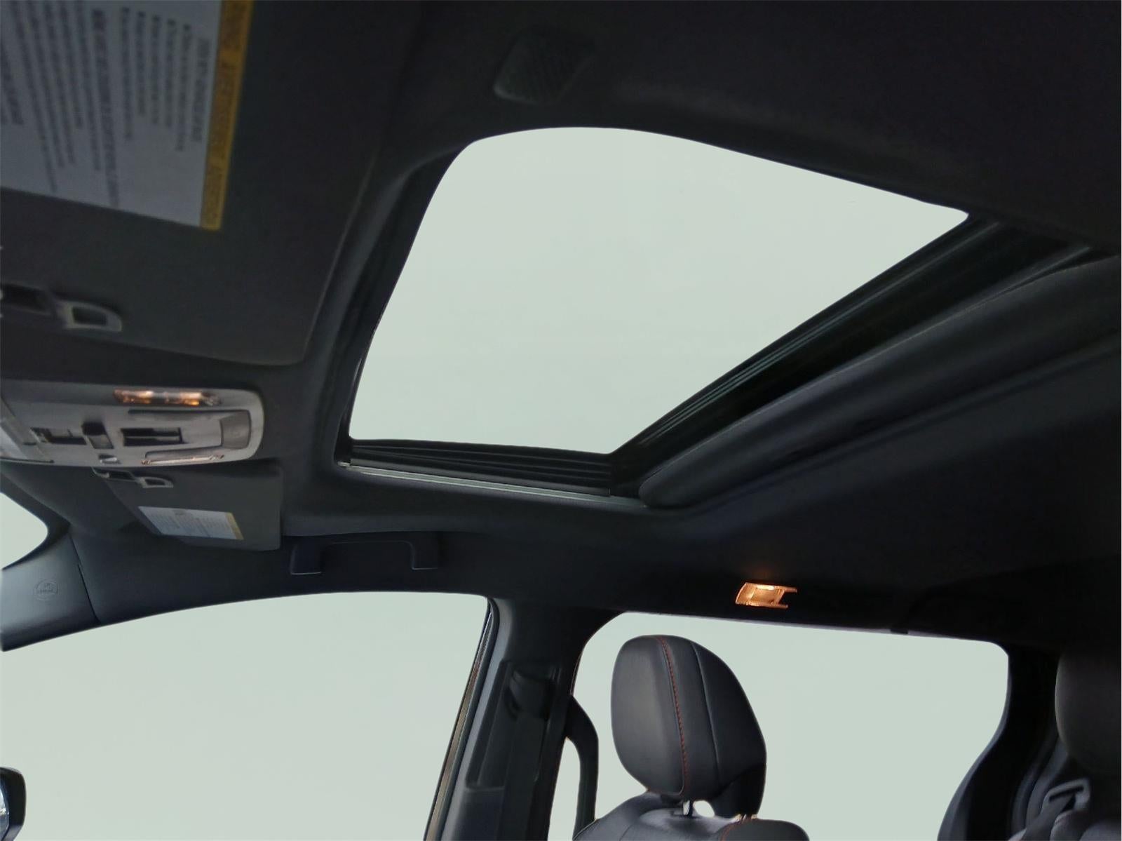 2022 Toyota Sienna XSE 7-Passenger