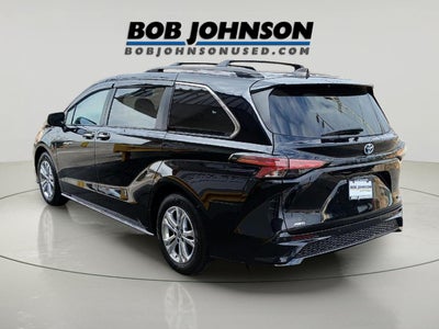 2022 Toyota Sienna XSE 7-Passenger
