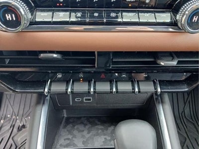 2023 GMC Canyon 4WD AT4