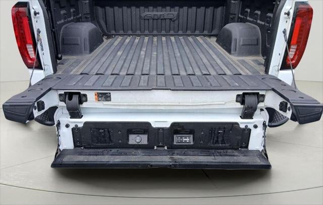 2023 GMC Sierra AT4