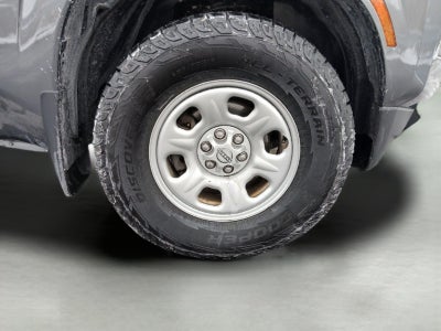 2022 Nissan Frontier S