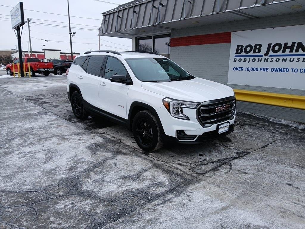 2023 GMC Terrain AT4