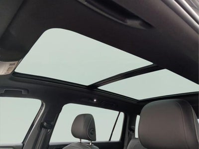 2023 Volkswagen Tiguan SEL R-Line