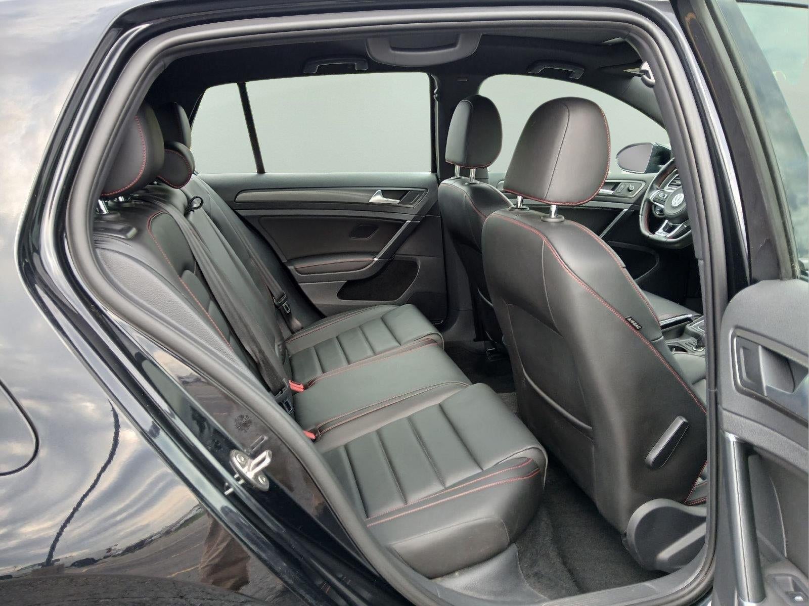 2019 Volkswagen Golf GTI SE