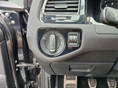 2019 Volkswagen Golf GTI SE