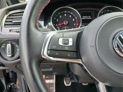 2019 Volkswagen Golf GTI SE