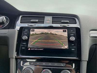 2019 Volkswagen Golf GTI SE