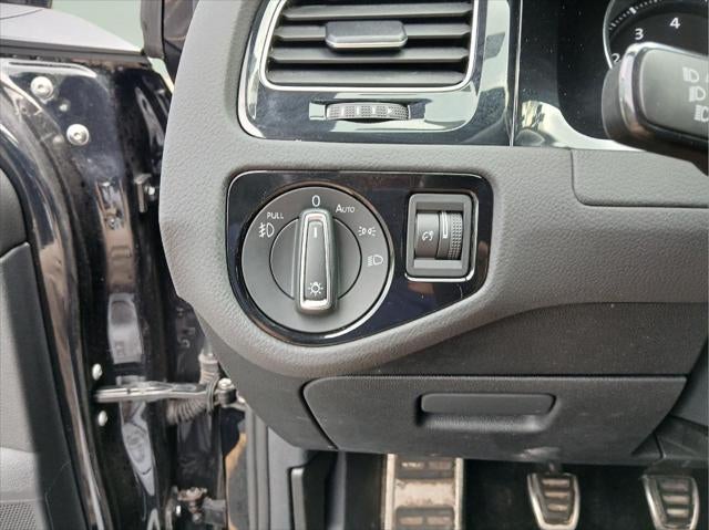 2019 Volkswagen Golf GTI SE
