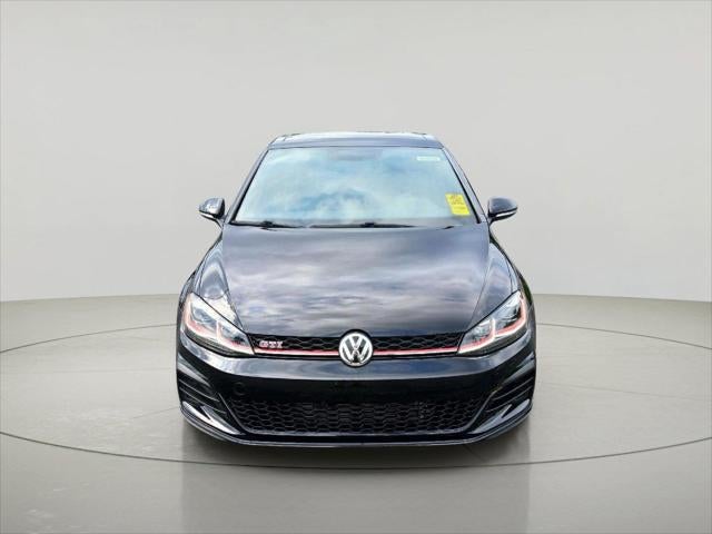 2019 Volkswagen Golf GTI SE