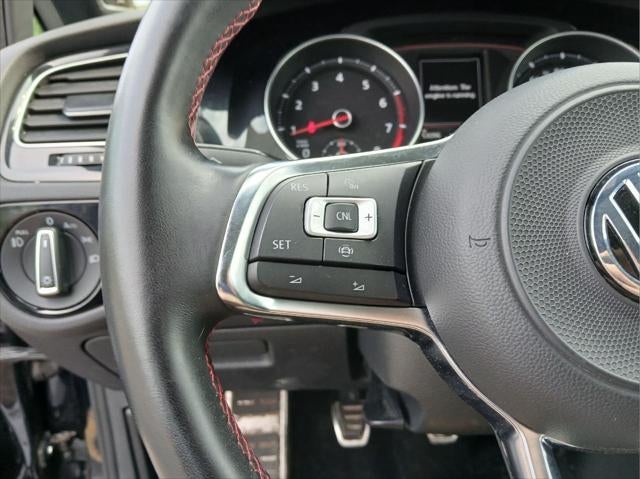 2019 Volkswagen Golf GTI SE