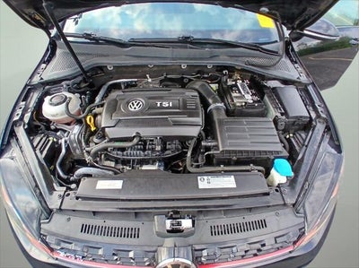 2019 Volkswagen Golf GTI SE