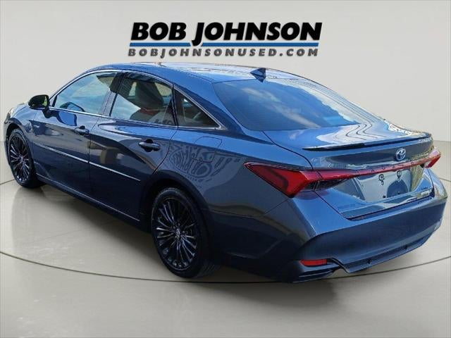 2019 Toyota Avalon Hybrid XSE