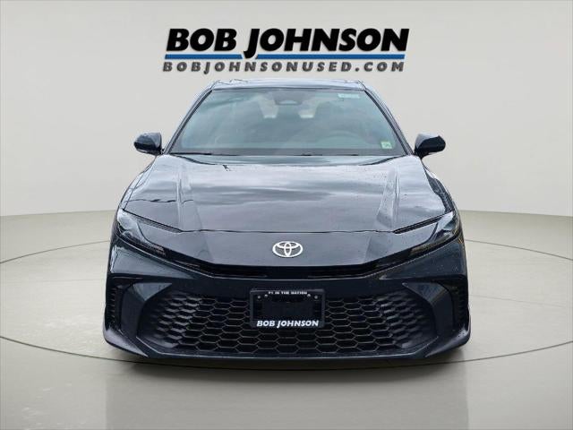 2025 Toyota Camry SE AWD