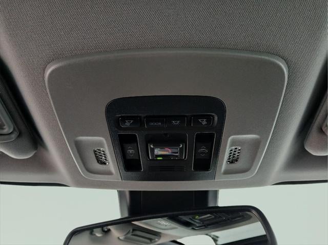 2021 Toyota CAMRY XLE