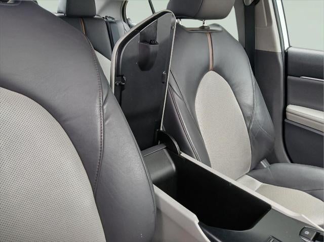 2020 Toyota CAMRY XLE