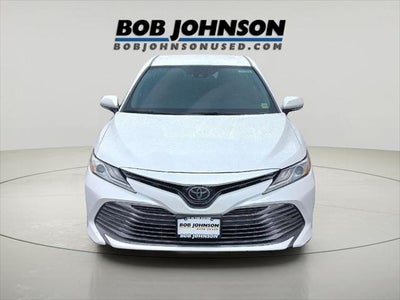2020 Toyota CAMRY XLE