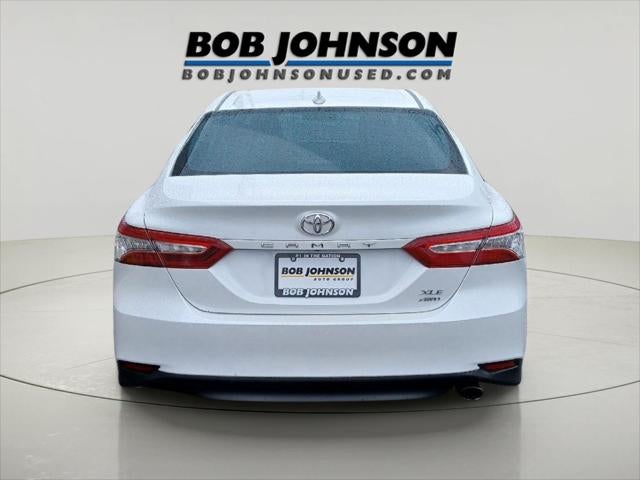 2020 Toyota CAMRY XLE