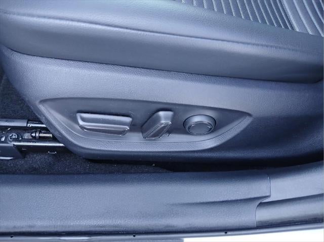 2023 Toyota CAMRY SE AUTO AWD