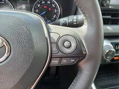 2020 Toyota RAV4 Hybrid XLE