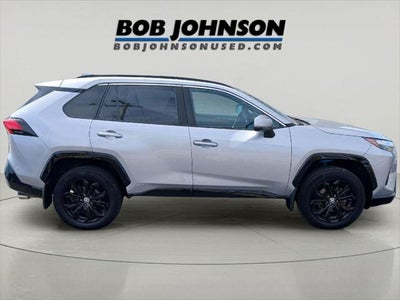 2022 Toyota RAV4 HYBRID Hybrid SE