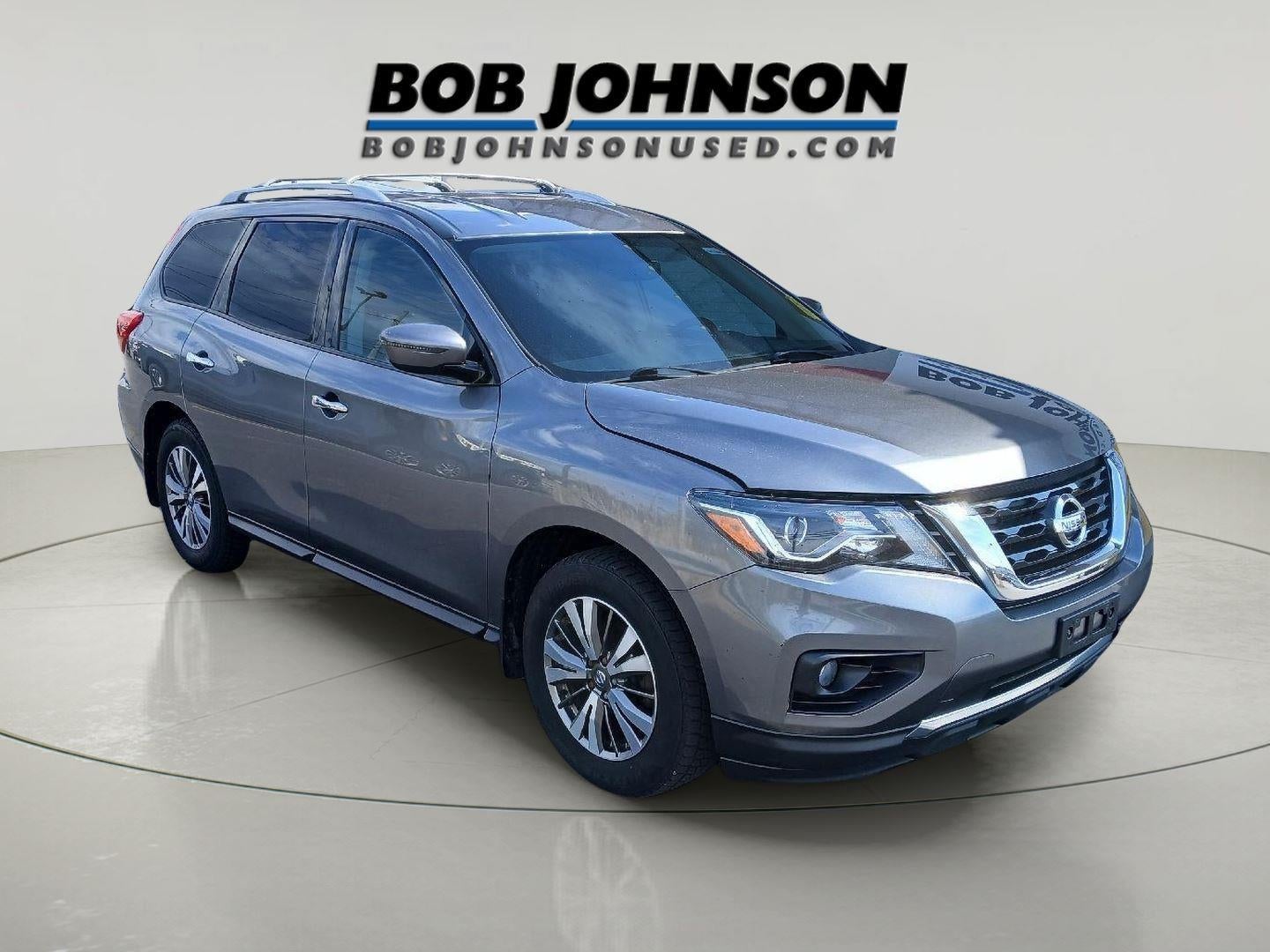 2020 Nissan Pathfinder SV