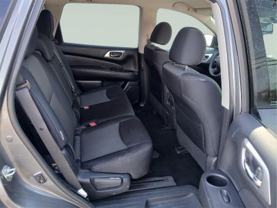 2020 Nissan Pathfinder SV